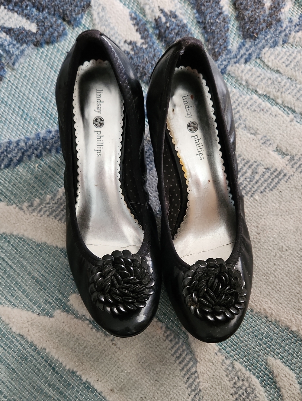 lindsay phillips Black Floral-Embellished Women's Pump